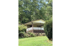 107 Ross Branch, Flat Gap, KY 41219