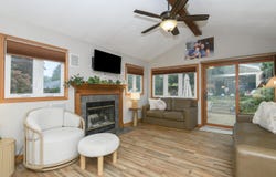 245 E Monroe St, Port Washington, WI 53074