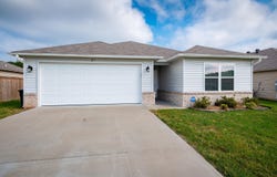 27 Curly Leaf Lane, Conway, AR 72032