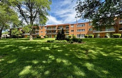 940 Holbrook Road, Homewood, IL 60430