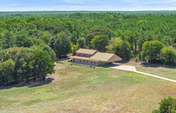 636 Spruce Rd, Big Sandy, TX 75755