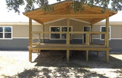 700 AVERY CIR, Poteet, TX 78065