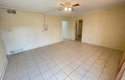 203 TEMPLE Ave E, Hobbs, NM 88240