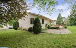 407 Mesabi Dr., Hibbing, MN 55746