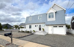 417 Coral Gables Drive, Lavallette, NJ 08735