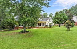 143 Red Roan Rd, Hattiesburg, MS 39402