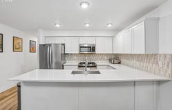 16775 CHULA VISTA Ave, Sandy, OR 97055