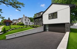 15 Elberta Rd, Maplewood Twp., NJ 07040-1805