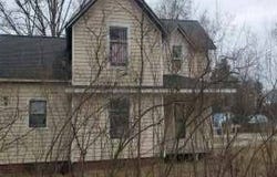 201 N Pine St, Sanford, MI 48657