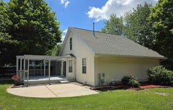 2221 Alongi Lane, Beloit, WI 53511