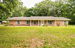 1014 Daniels Street, Dermott, AR 71638