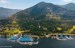 951 Lakeview Blvd, Hope, ID 83836