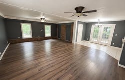 154 Berry, CAMDEN, TN 38320