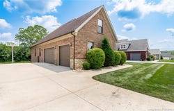 2018 Vincennes Place, Floyds Knobs, IN 47119