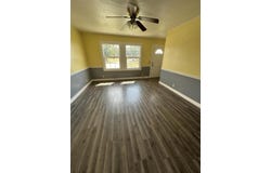 729 College St, Marshall, MO 65340