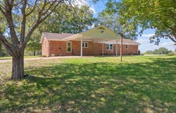 6920 HWY 192, HOLLADAY, TN 38341