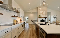 9006 E Clearview Ln, Spokane, WA 99217