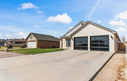 404 SW 2nd St, Seminole, TX 79360