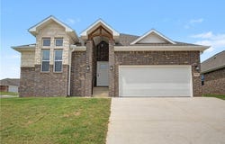 1170 Garrett Lane, Centerton, AR 72719