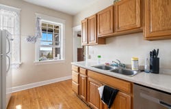 1432 E 4th St, Duluth, MN 55805