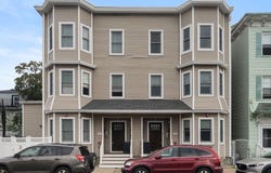 6 Chestnut Ave, Boston, MA 02130