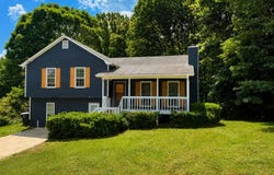 176 Deerfield Drive, Hiram, GA 30141