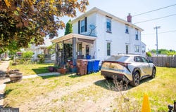100 GRANT Street, RIVERSIDE, NJ 08075