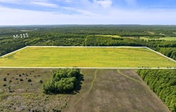 23490 Valencourt Road, Copemish, MI 49625