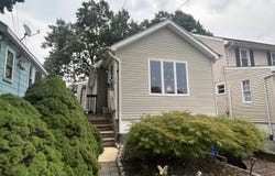 128 Chamone Avenue, Leonardo, NJ 07737