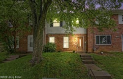 6743 Vandre Ave, Louisville, KY 40228