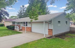 504 Westview Ave, Clinton, WI 53525