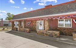 410 E Taylor Street, Caney, KS 67333