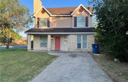 908 E Hefferman Street, Beeville, TX 78102