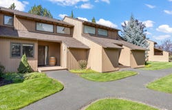 1965 Redtail Hawk Drive, Redmond, OR 97756