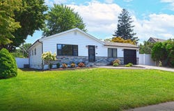 15 Parkview Drive, Commack, NY 11725
