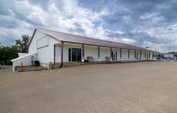 1000 Baldwin Rd, Cameron, MO 64429