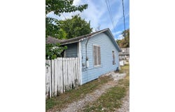 7213 Cowart Street, Houston, TX 77020