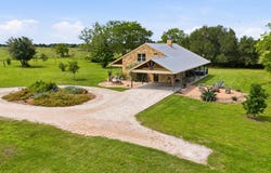 7835 Berger Rd, Schulenburg, TX 78956