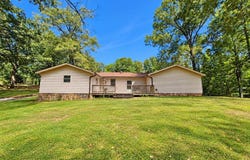 321 WILLOW St, Hamilton, AL 35570