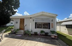 1356 Stralight Circle, Eustis, FL 32726