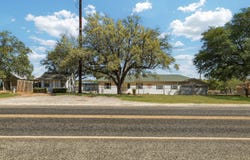 6730 E Loop 1604 S, Adkins, TX 78101