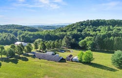 963 LEE JACKSON HWY, Staunton, VA 24401