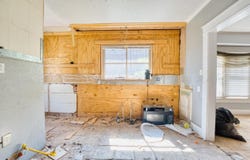 1814 3RD Avenue, Canyon, TX 79015-2839