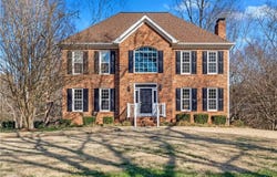 5229 Bridge Pointe Drive, Clemmons, NC 27012