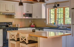 65 Main Street, Bowdoinham, ME 04008