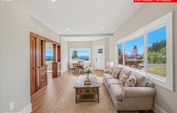 32373 JP W Rd, Scappoose, OR 97056
