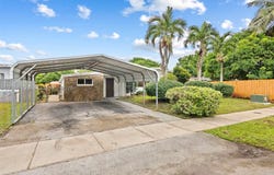 3711 SW 39th Ave, West Park, FL 33023