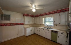 10690 W State Route 138, Slaughters, KY 42456-9598