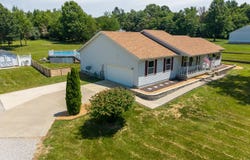 12084 E Hutchison Road, Mt Vernon, IL 62864