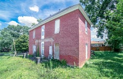 195 N A Street, Centerton, AR 72719
